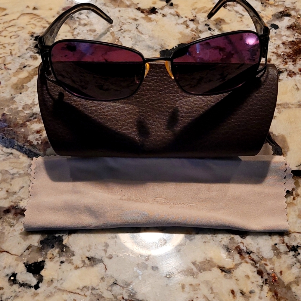 Like new Ferragamo Marchon black 👓